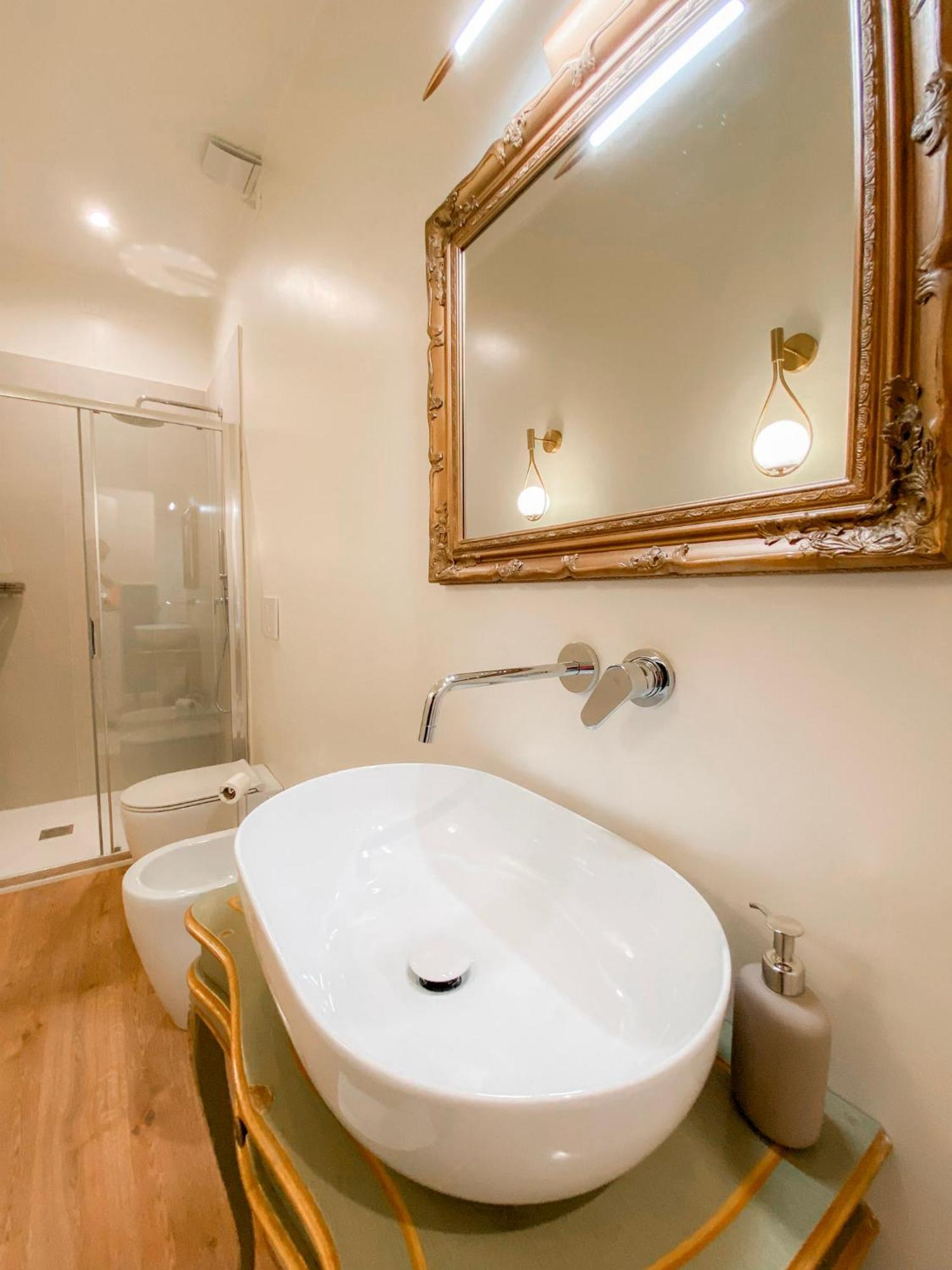 San Polo Luxury Suites In Венеція Екстер'єр фото